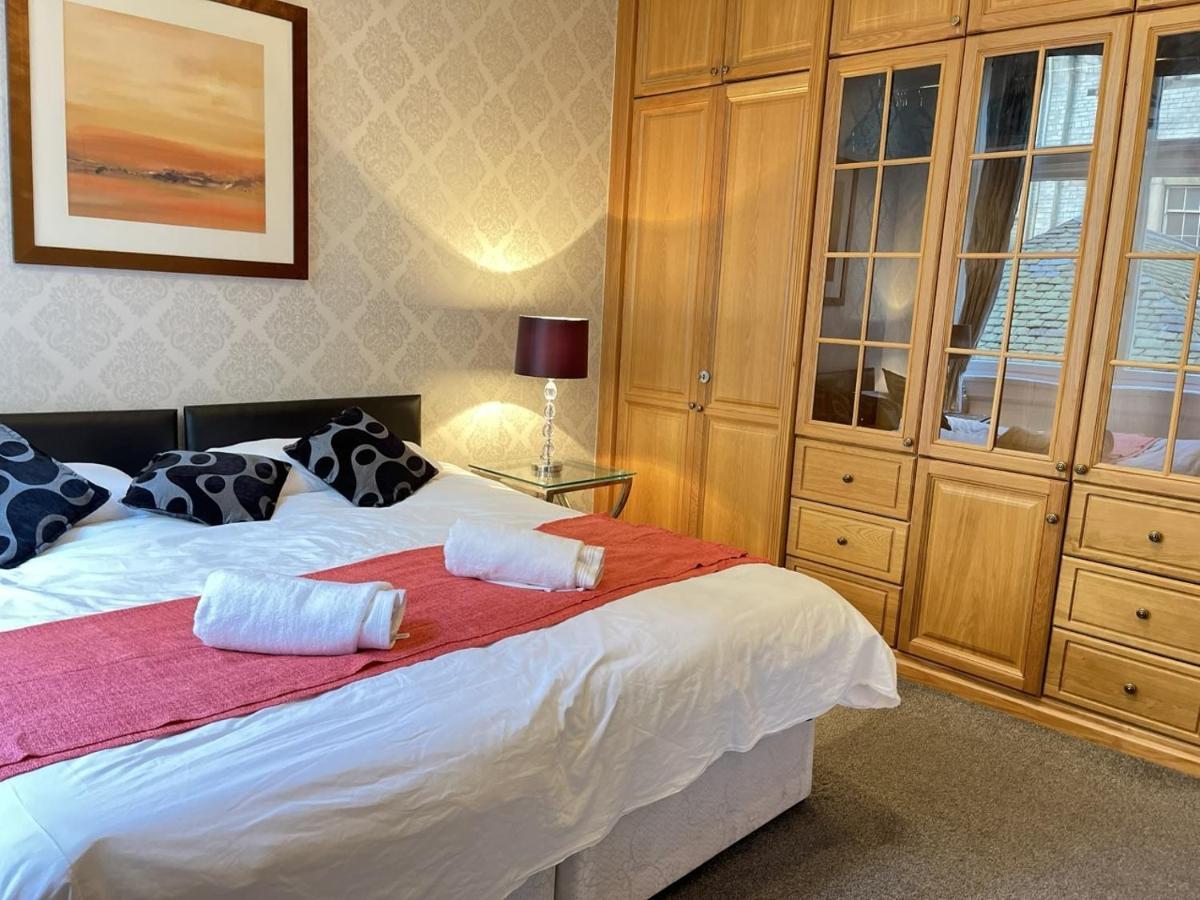 Royal Mile Mansions 2 Bedroom - Edinburgh City Centre מראה חיצוני תמונה